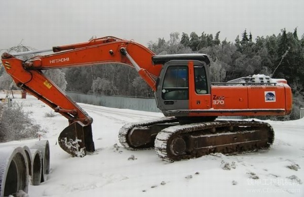 下雪天挖掘机启动不了你一定记住这六招